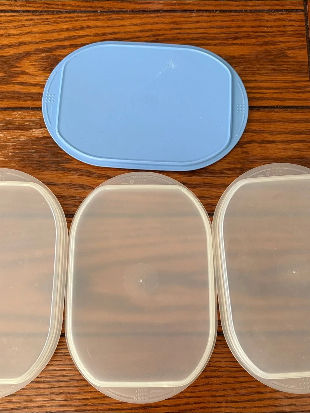 Tupperware deli meat and cheese keeper